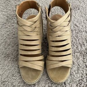 Women's Beige Strappy Sandals